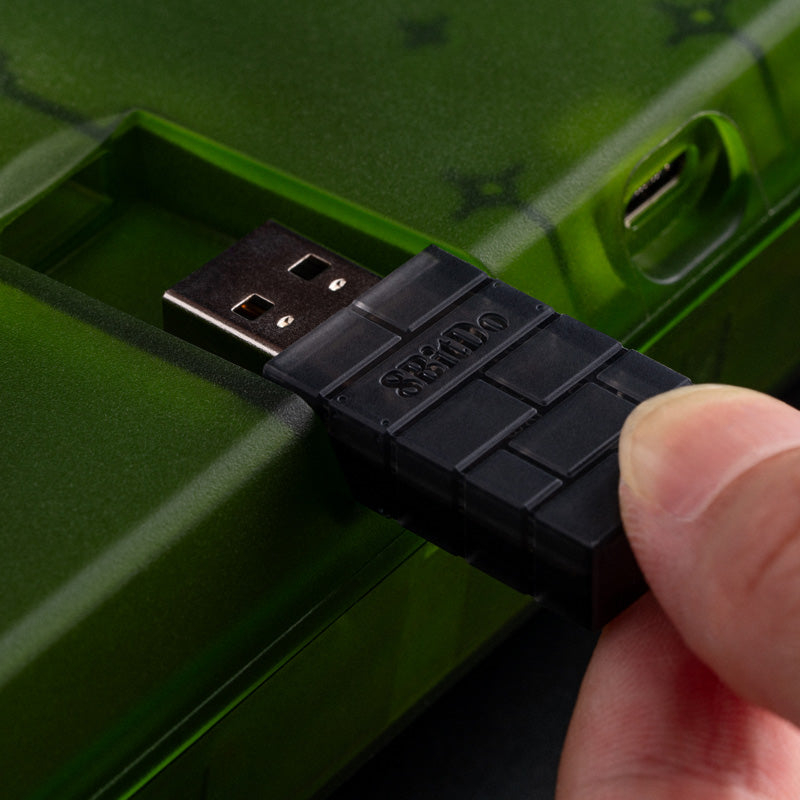 8BitDo Retro 87 Mechanical Keyboard - Xbox Edition image 12